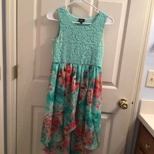 Girls dress size 14